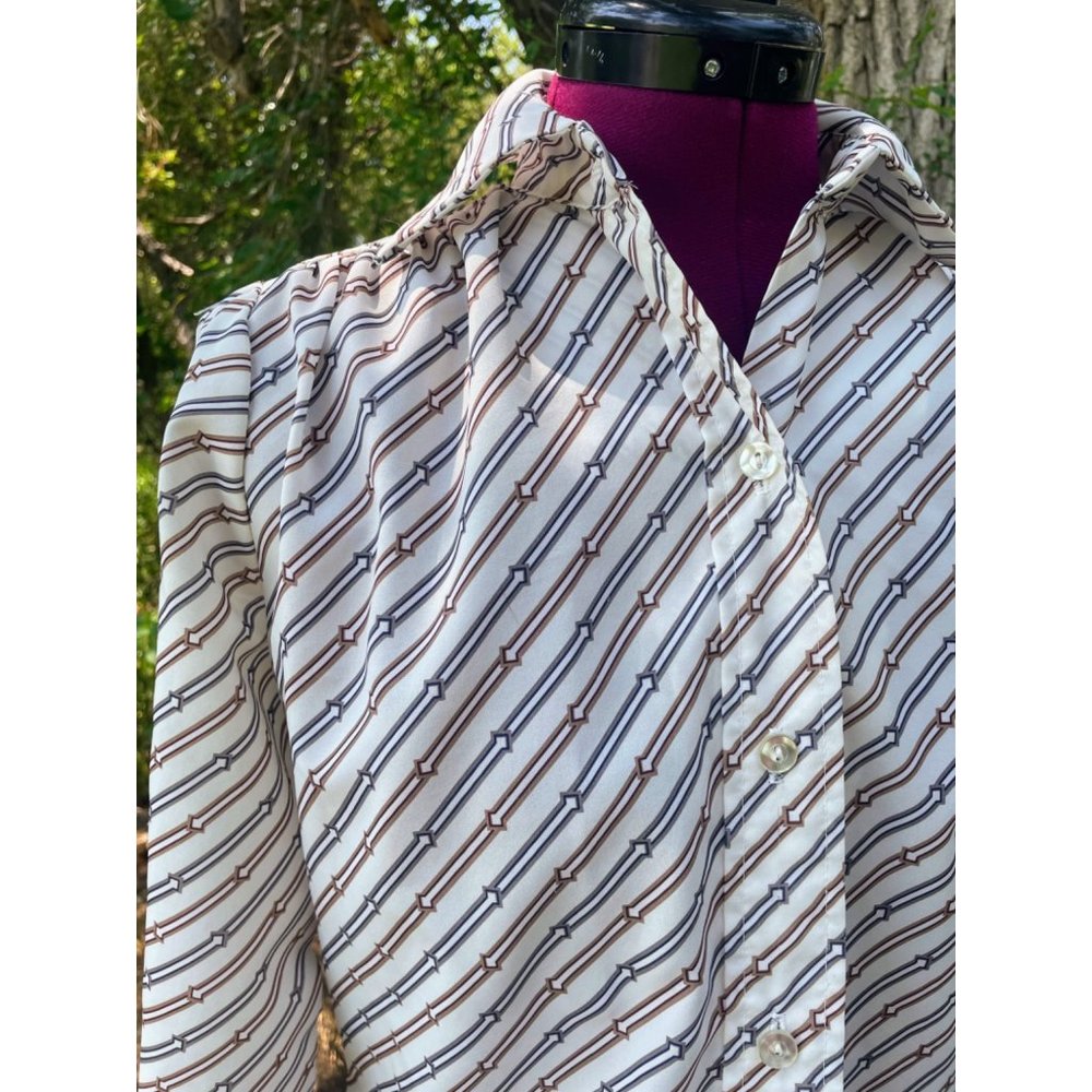 Vintage 1970s Button womens Blouse Abstract Arrow Print MOD - Picture 6 of 16